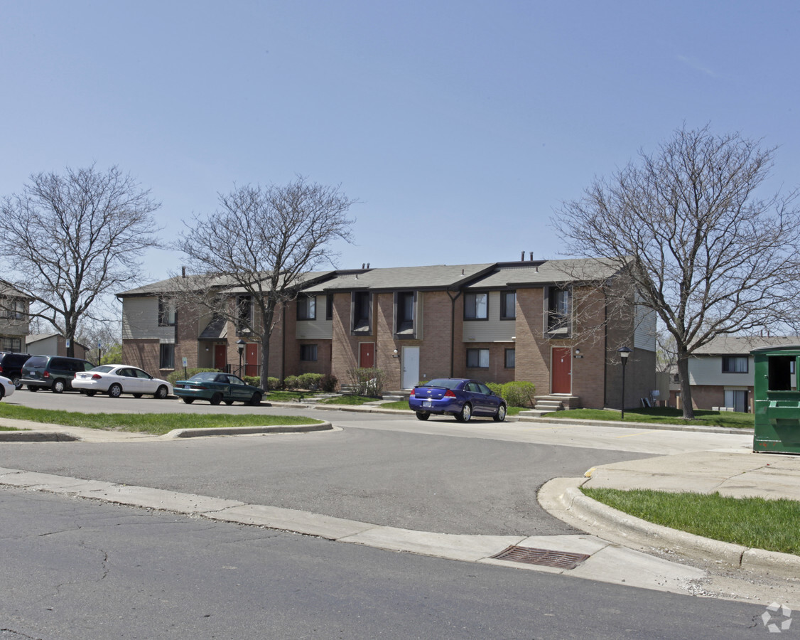 Photo - Waterford Meadows Apartments