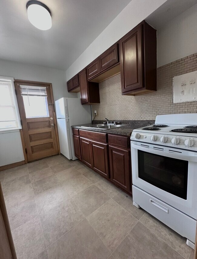 Photo - 4002 N Farwell Ave Unidad 5