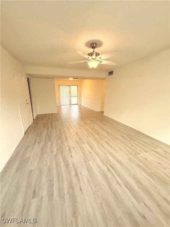 Photo - 12666 Kenwood Ln Unit B