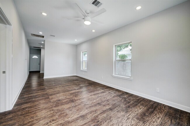 Photo - 1601 Bigelow St