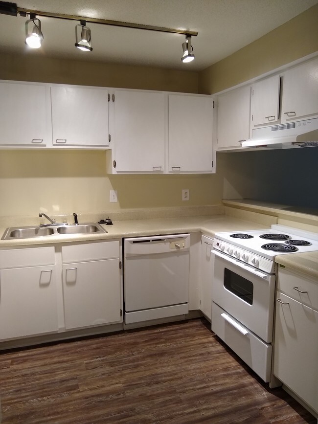 Roxford Village Apartments Pataskala, OH