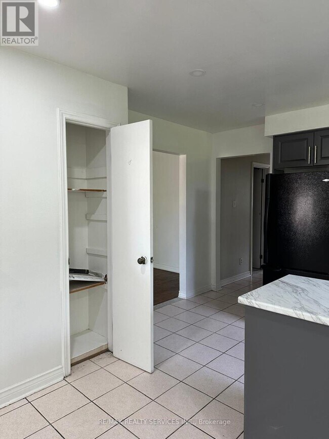 Photo - 134 Jade Crescent