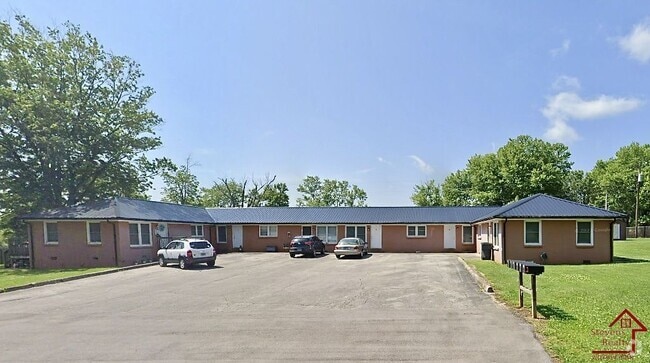 Building Photo - 416 Greggview St Rental