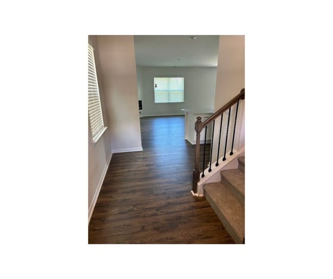 Photo - 1215 37th Ave Lane NE