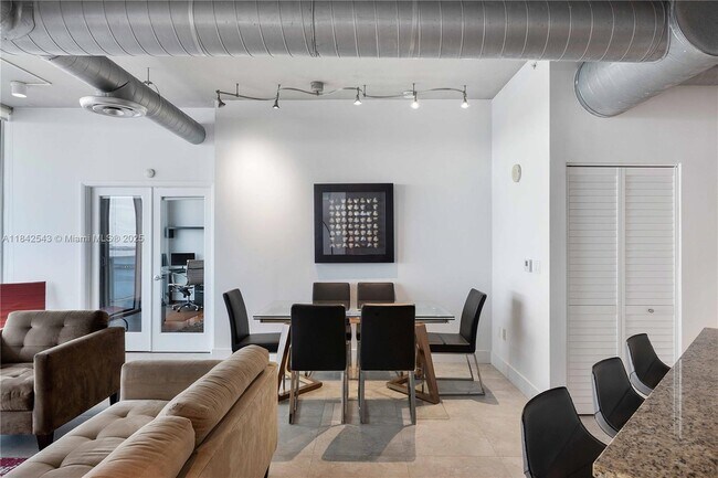 Photo - 700 NE 25th St Unit 1902