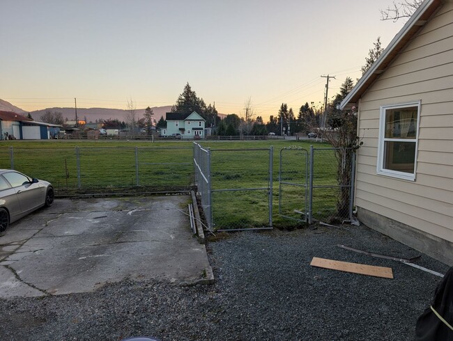 Photo - 509 N Township St