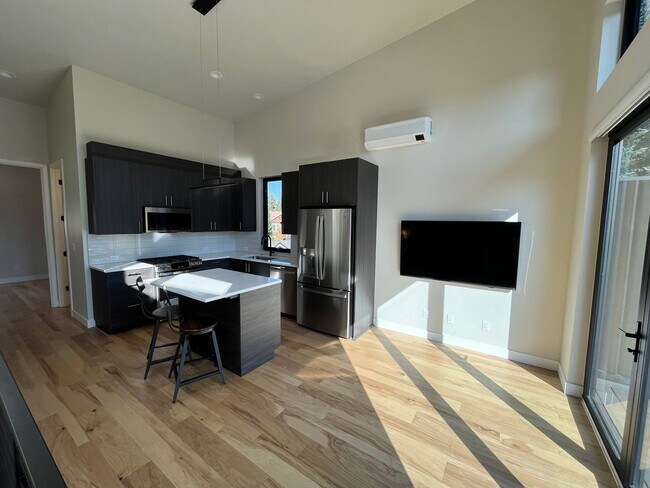 Photo - Modern 2 Bed, 2 Bath Just West of Century