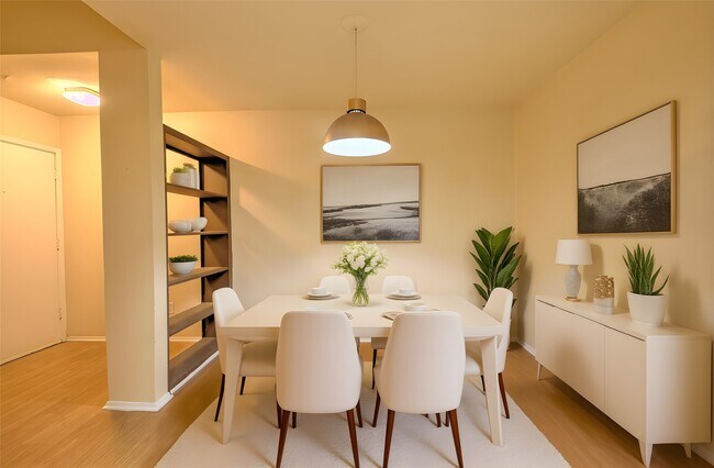 Photo - 9009 Richmond Ave. Unit 607