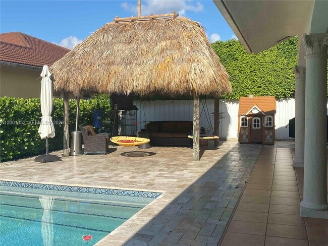 Building Photo - 14302 SW 15th St