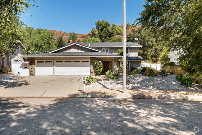 Building Photo - 27045 Esward Dr Rental