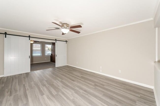 Photo - 2505 W Broad St Unit 122
