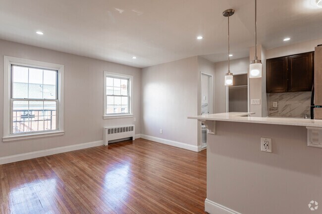 Studio - 500SF