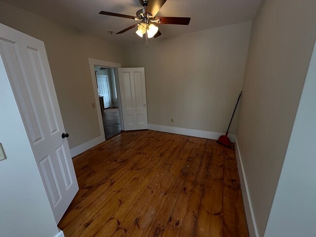 Photo - 1160 Boston Rd Unit 1