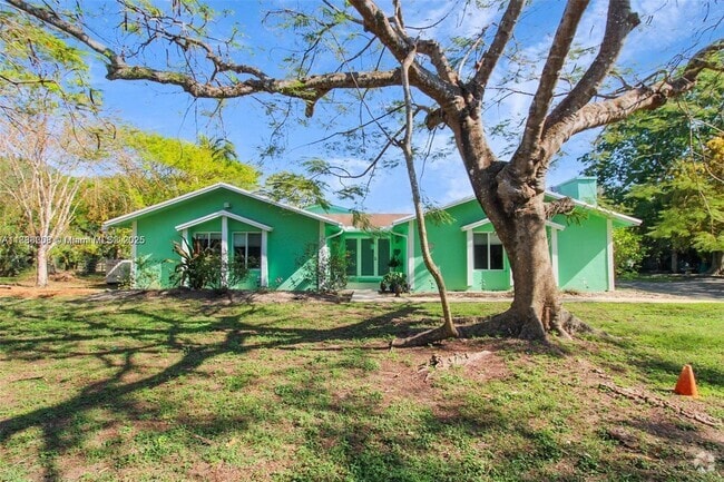 Building Photo - 14875 SW 238th St Rental