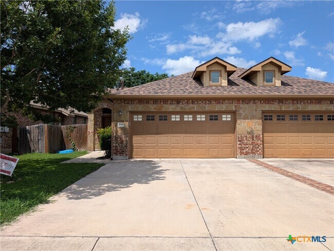Photo - 298 Rosalie Dr
