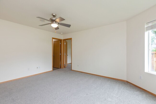 Photo - 4Bd Spacious Bothell Home