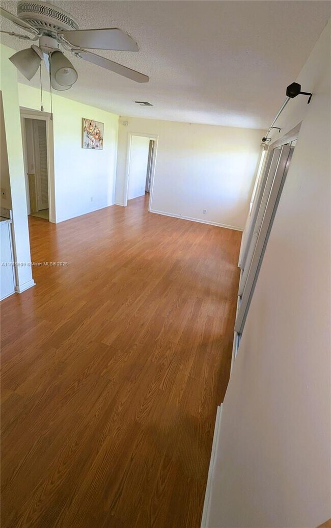 Photo - 1701 Buchanan St Unit 402