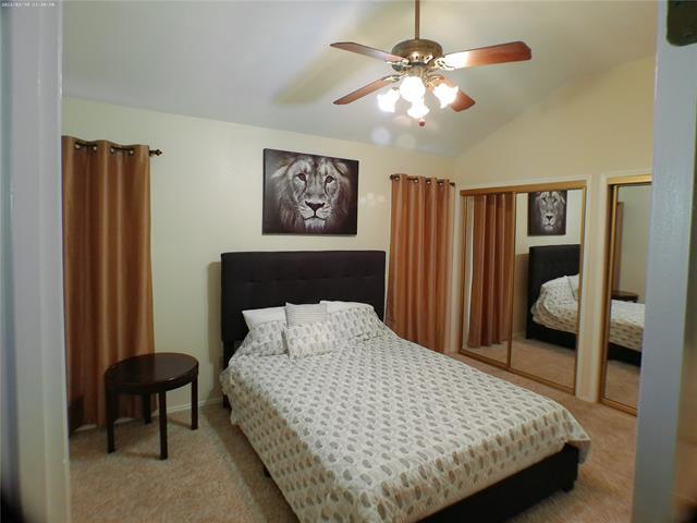 11802 Hickory Garden Dr