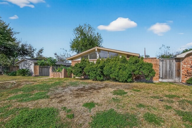 Photo - 6426 Mobud Dr