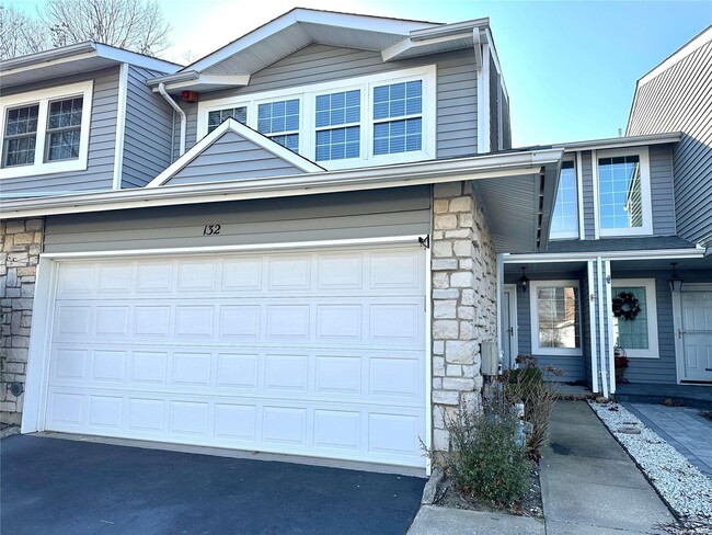 Photo - 132 Fairfield Dr House