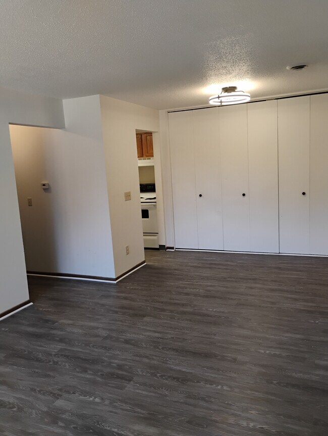 Photo - Parkside Apartments