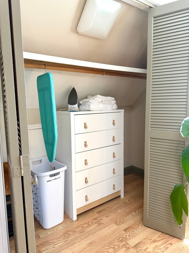 Photo - 6204 Old Military Rd