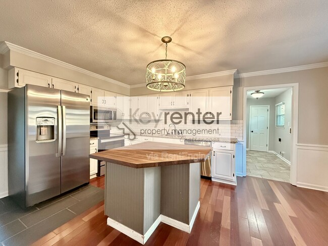 Photo - 2949 Old Britain Cir