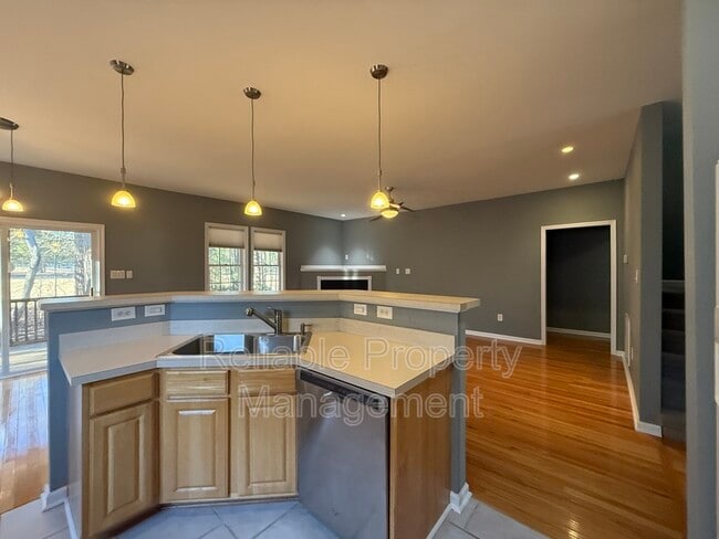 Photo - 1016 Turnberry Ln