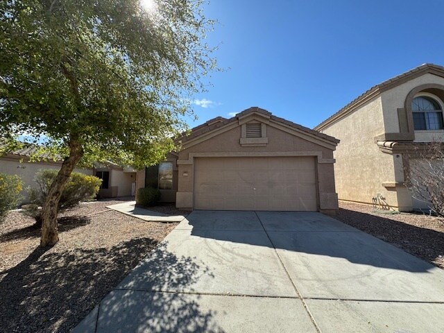 Building Photo - 24015 W Antelope Trail Rental