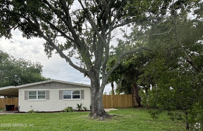 Building Photo - 935 Sailfish Dr E Rental
