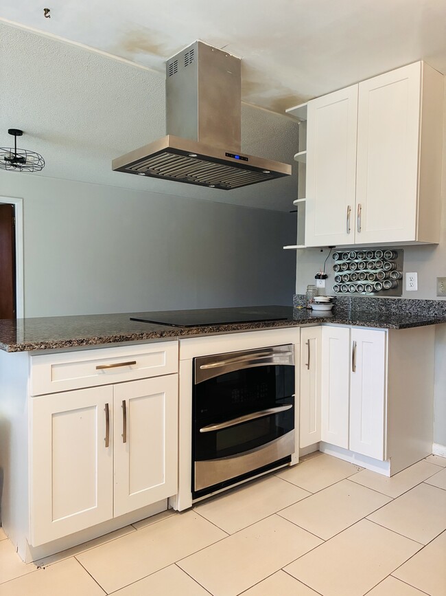 Photo - 2112 Spanish Bluff Dr