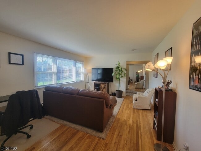 419 Pitney Pl Unit 419