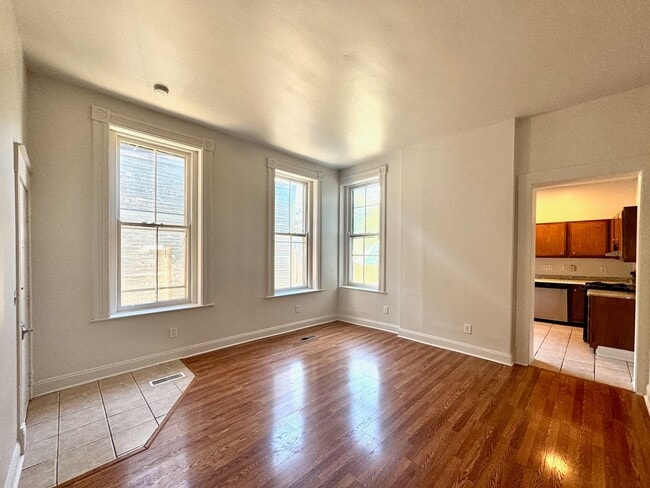 Photo - 2233 Victor St Unit Single Family