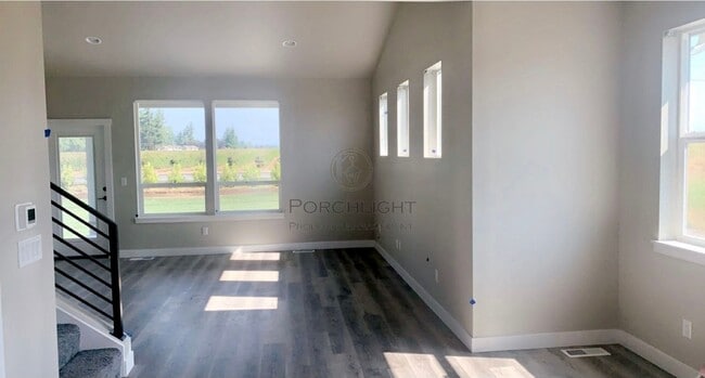 Photo - 8808 Line Rd