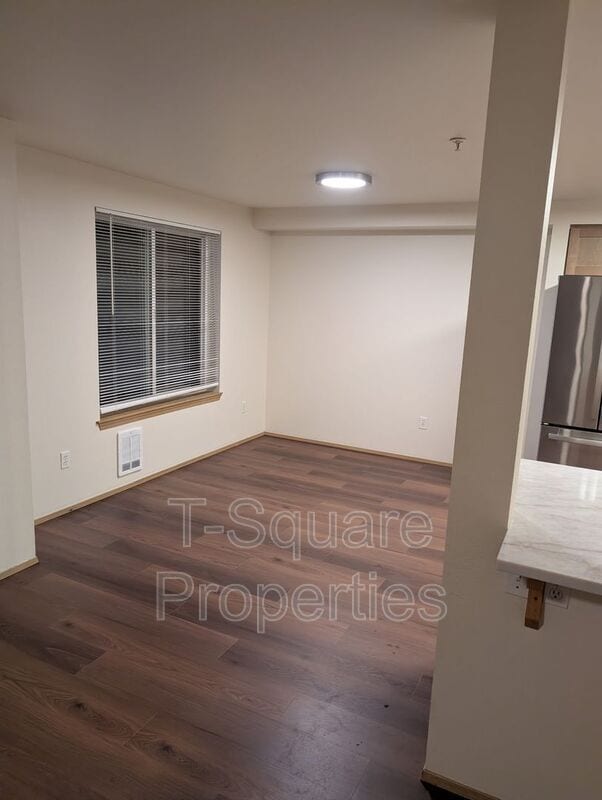 Photo - 8830 3rd Ave SE