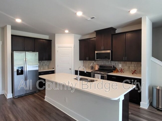 Photo - 66 Galley Ln