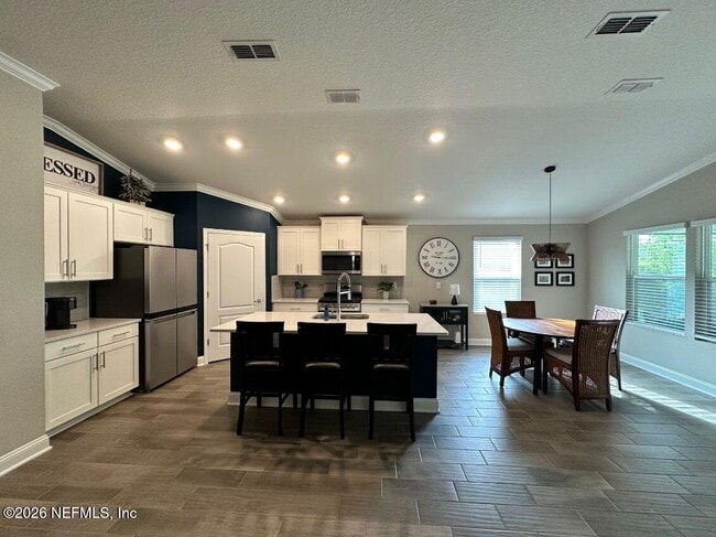 Photo - 117 Dovetail Cir