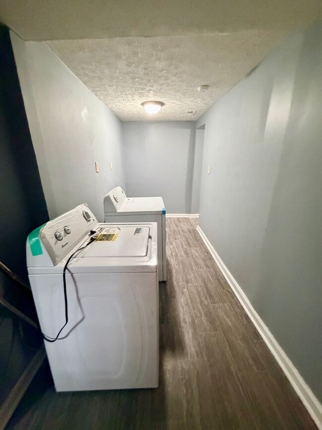 Photo - 268 E Loudon Ave Unit 2