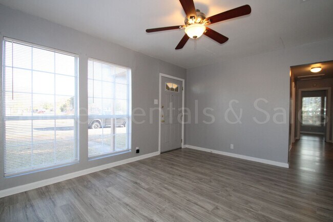 Photo - Well-Maintained Three-Bedroom In North Killeen!