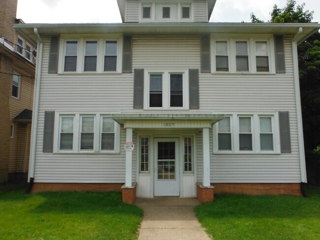 Photo - 1005 Broad Ave NW Unit 201