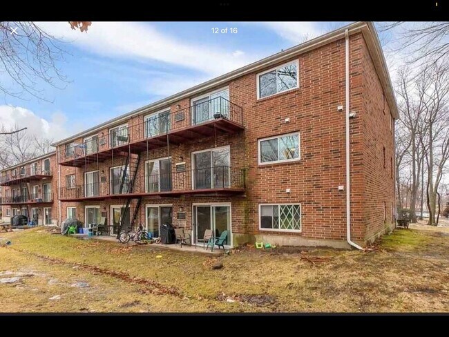 Photo - 48 Fernview Ave