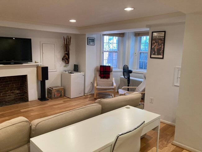 Photo - 1625 R St NW Unit Lower Level