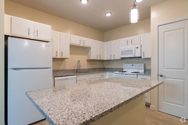 1HAB, 1BA - 662SF - Pablo Hamlet- 62+ Community