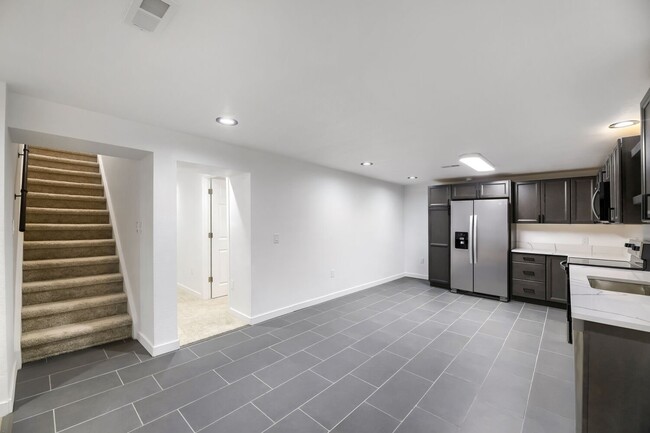 Photo - 3831 W Rutgers Pl