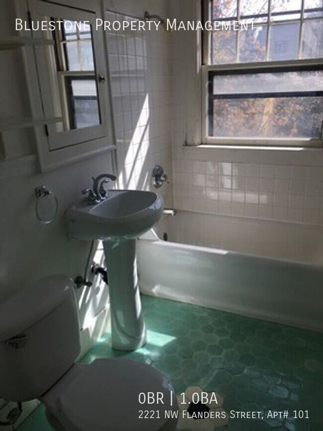 Photo - 2221 NW Flanders St Unit # 101