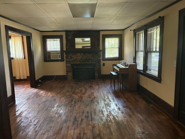 4 Three Dove Rd