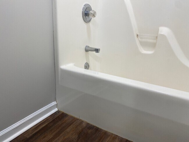 Photo - 107 Breuington St