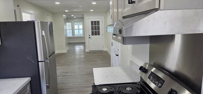 Photo - 1009 East Ave Unit 2
