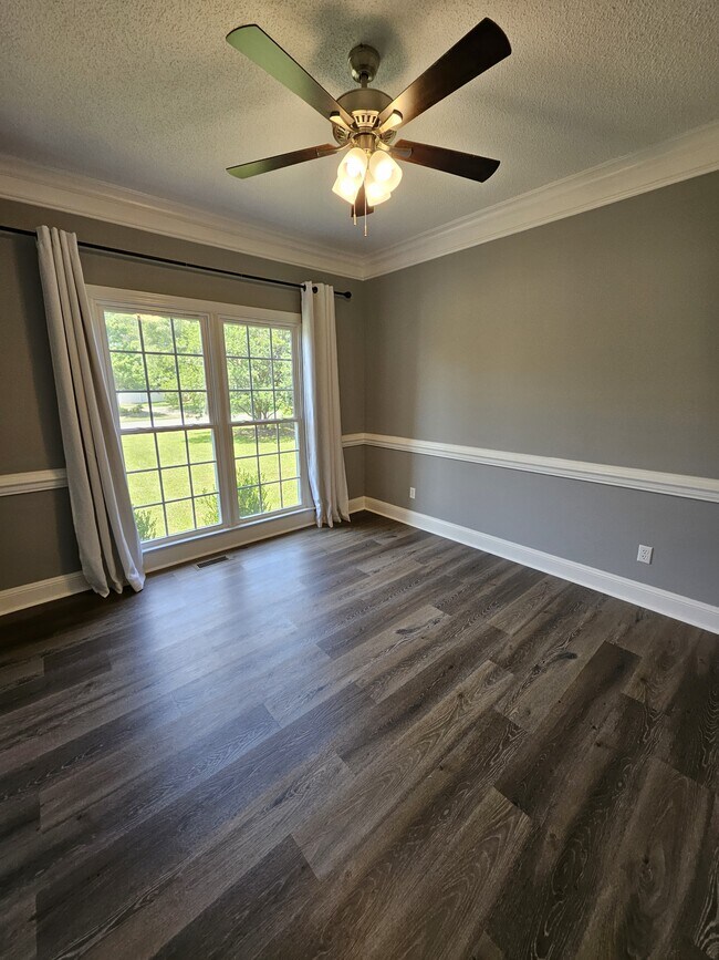Photo - 214 N Marion Dr