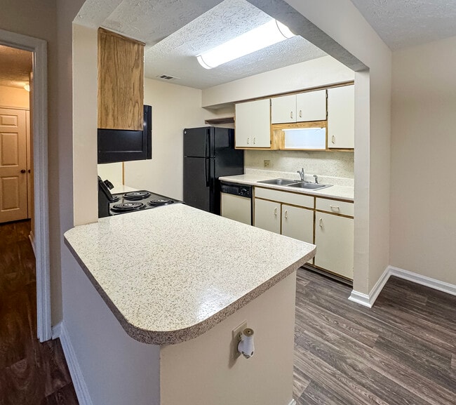 Greenleaf Apartments Phenix City, AL